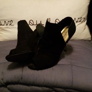 Black bebe heels